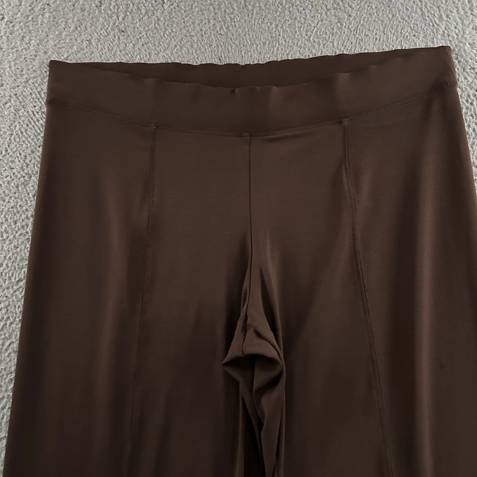 Calça Cabi Feminina Marrom Tamanho Grande Puxador Perna Larga Cropped Mistura de Poliéster - Imagem 2 de 4