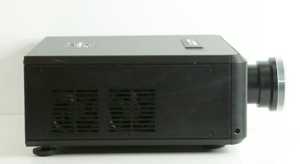 Digital Projection Cine 260HB With 1.852.401 Lens (525 Hrs) j321 eBay