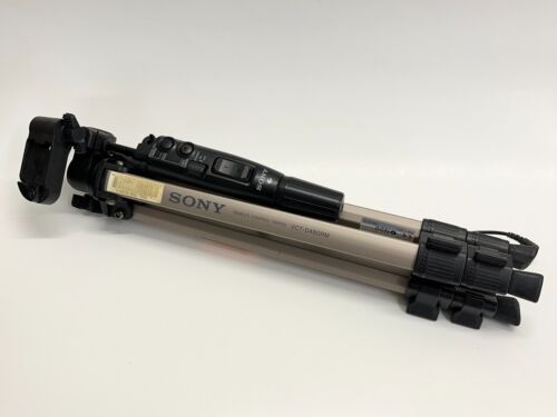 Sony VCT-D480RM Stativ mit Fernbedienung Griff 42" max Höhe silber/schwarz - Bild 3 von 8