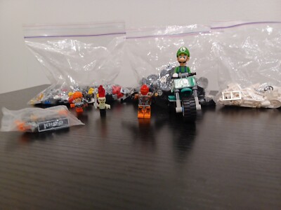 Lego Miniature Figurines And Mixed Lot 