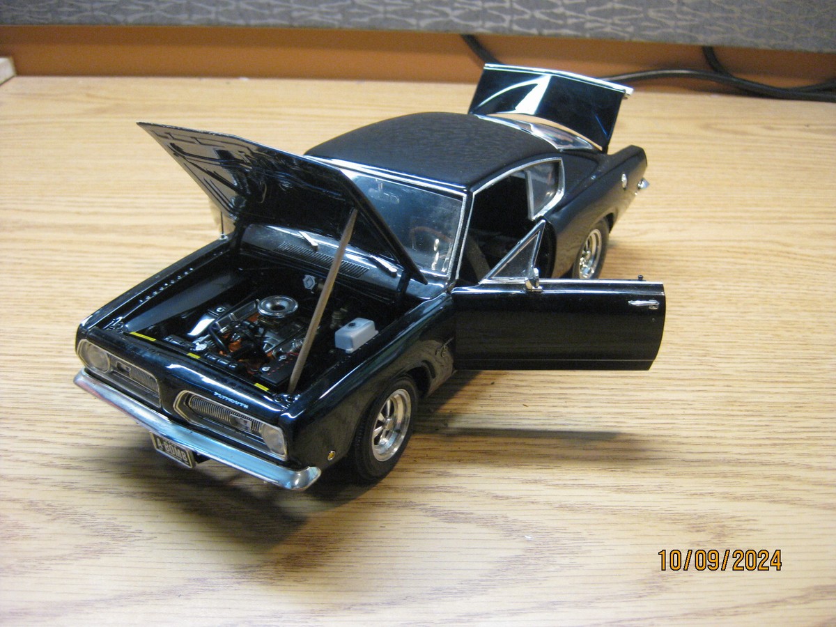 1/18 SCALE 1968 PLYMOUTH BARRACUDA , IN BLACK BY HIGHWAY 61