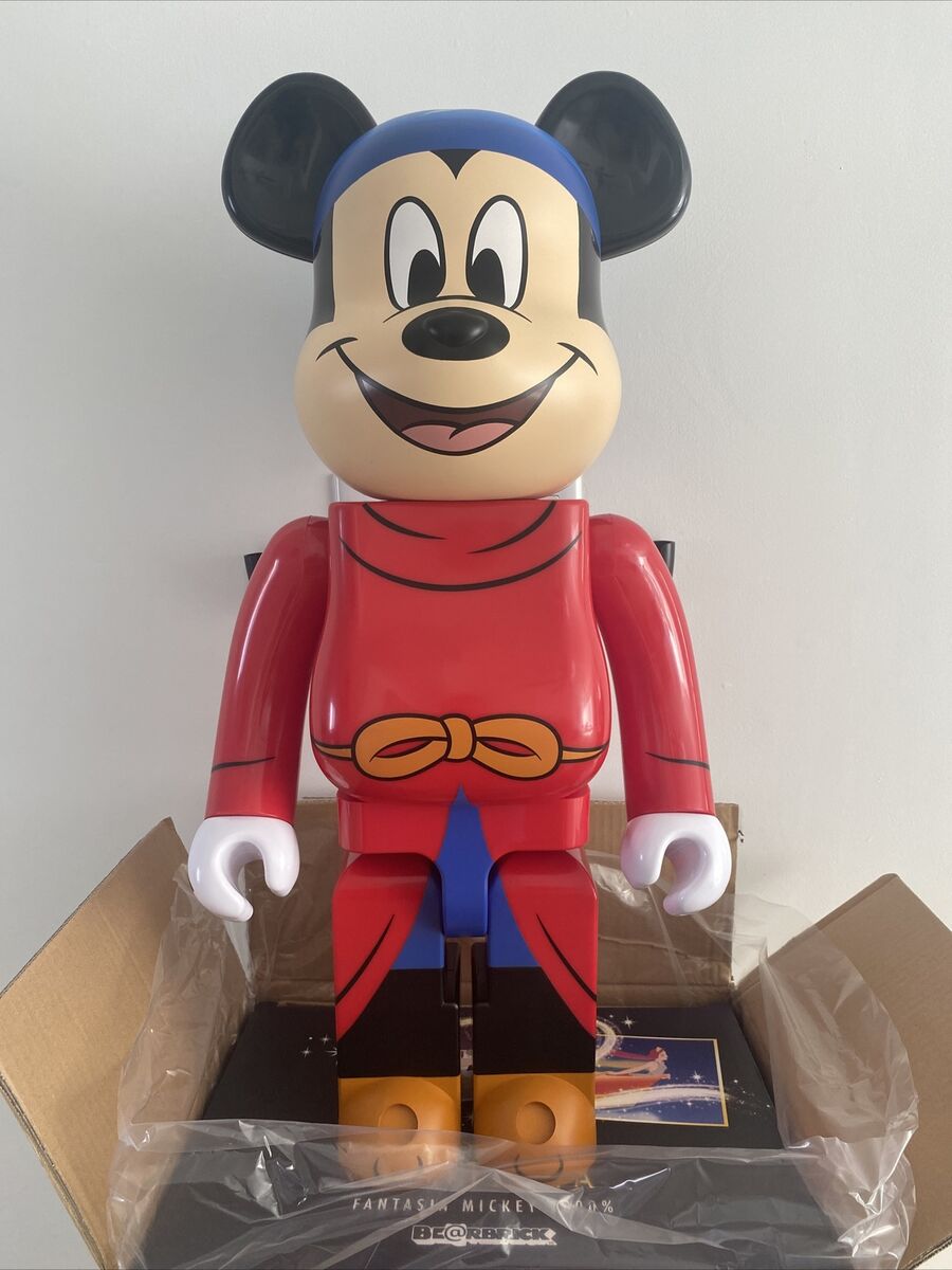 Mickey Mouse 1000% Bearbrick Fantasia Version Disney Medicom Mickey Mouse 1000% Bearbrick Fantasia Version Disney Medicom