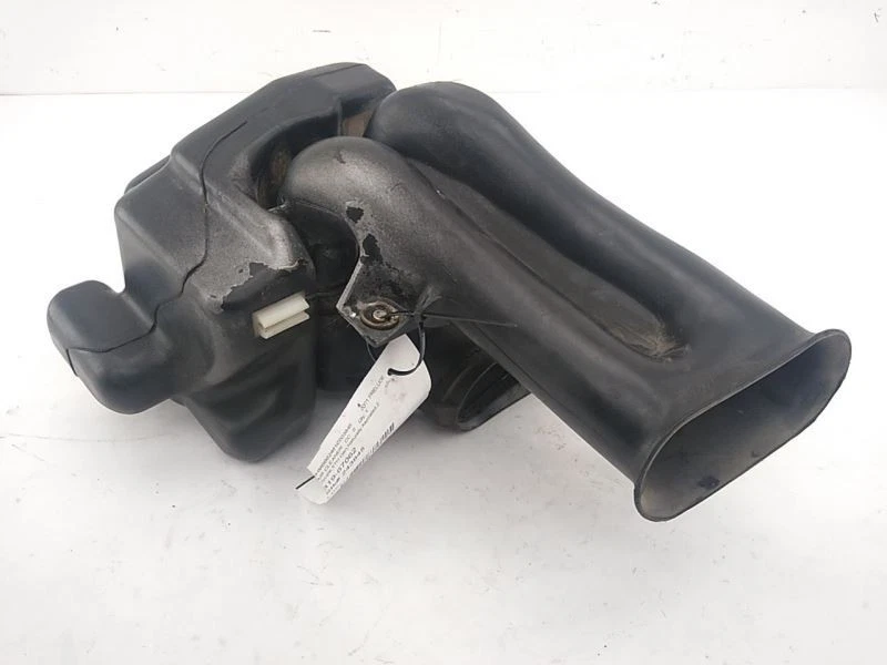 HONDA PRELUDE Secondary Air Cleaner Box 2.2L 4 Cylinder Fits 1997-2001  - Image 4 of 4