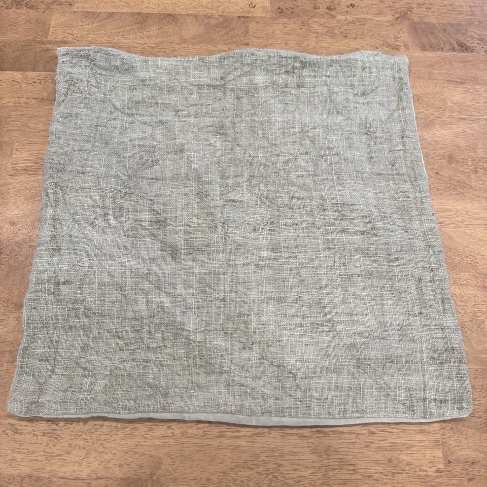 Crate&Barrel Sage Green Accent Pillows Set of 2 Zippered Silk Cotton Classic - Imagem 3 de 4