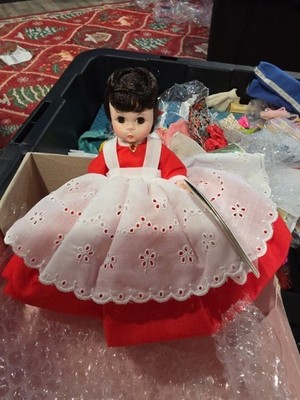 Madame Alexander Doll In Box Jo 413  broken head and feet 