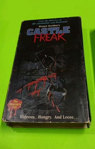 Stuart Gordon's Castle Freak The Director's Cut VHS Full Moon 1992 Oop Horror - Picture 2 of 12