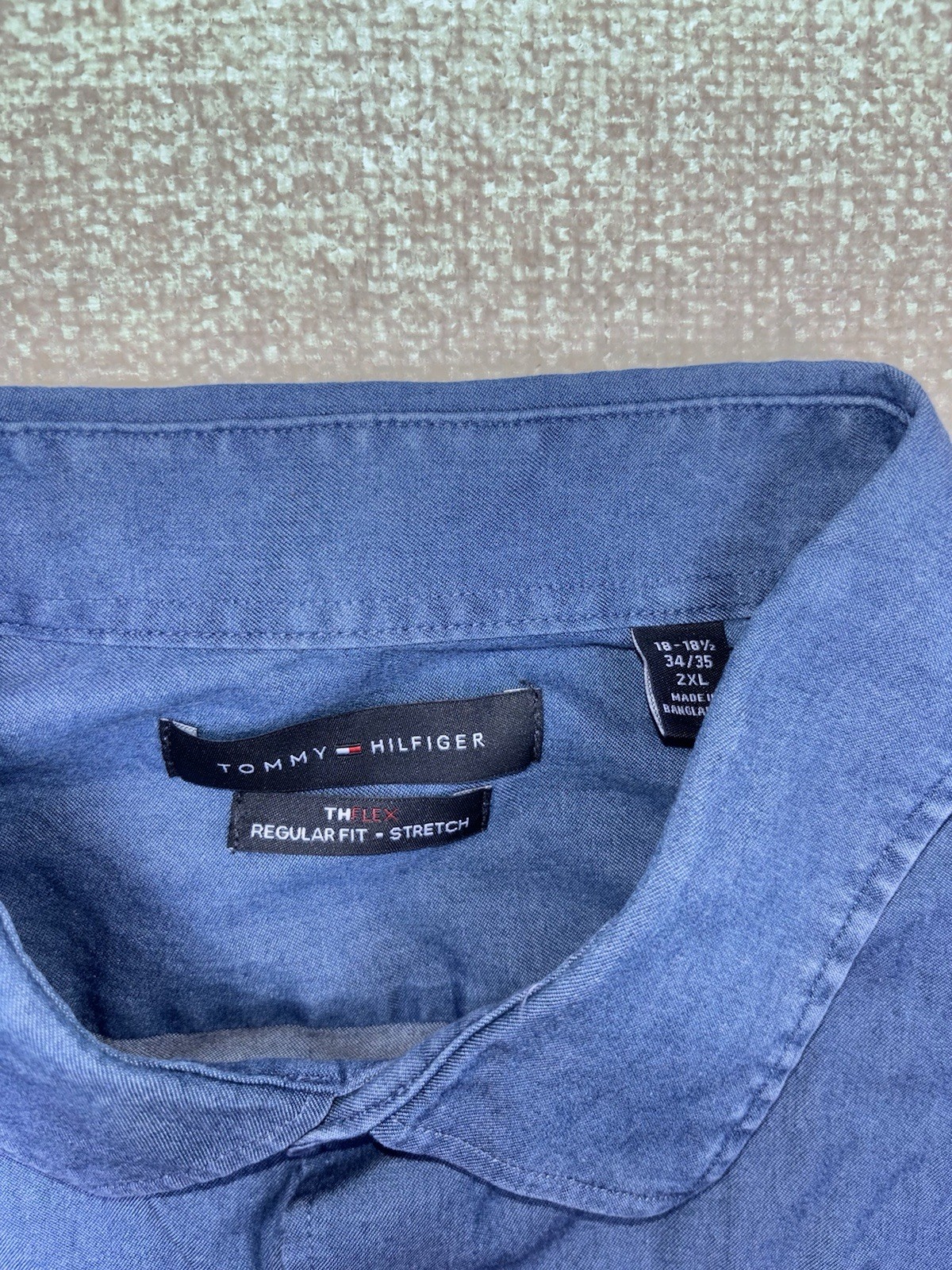 Tommy Hilfiger men’s Th Flex Stretch Bottom Up dress shirt size 2 XL Blue thumbnail 2