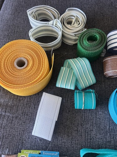 Big Lot Of Vintage Lawn Chair Replacement Webbing Mixed Colors - Picture 6 of 6