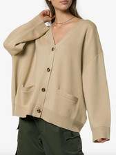 TOTEME beige Wolle Monogramm Knopf, Strickjac...