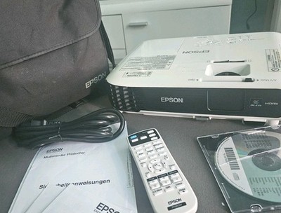 Epson LCD-Projektor EB-S04, Gebrauchsspuren, Zubehör Unvollständig, Inkl. Tasche