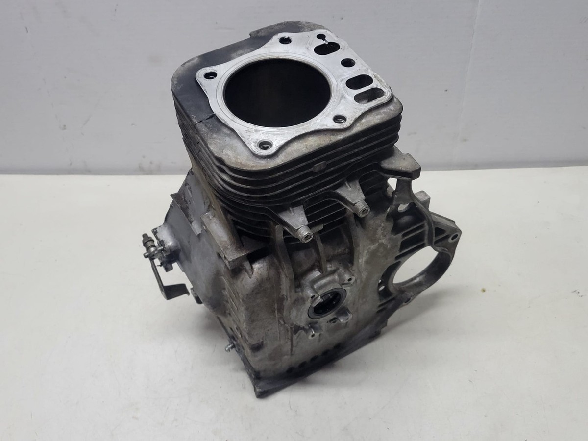 KAWASAKI CRANKCASE CYLINDER BLOCK 49120-6107 Superseded to 49120