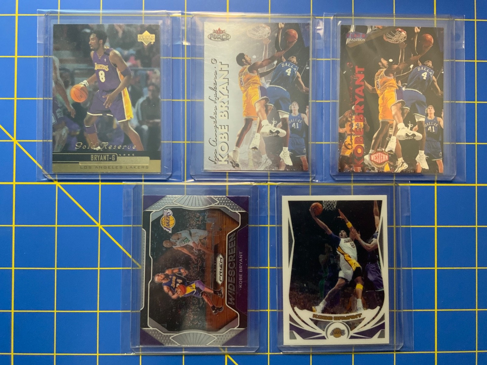 Kobe Bryant - 5 Card - Collection Lot - Gold - Fleer- Chrome - Prizm