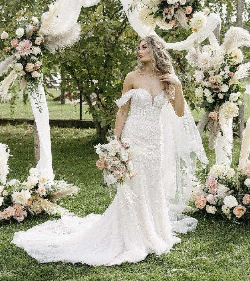 Designer Wedding Dress Rachel Ash ** Size 6-8 ** Check Description ** RRP £1800
