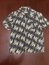 Men s Vintage 1970 s SLIM LARGE Short Sleeve Disco Shirt Made In USA