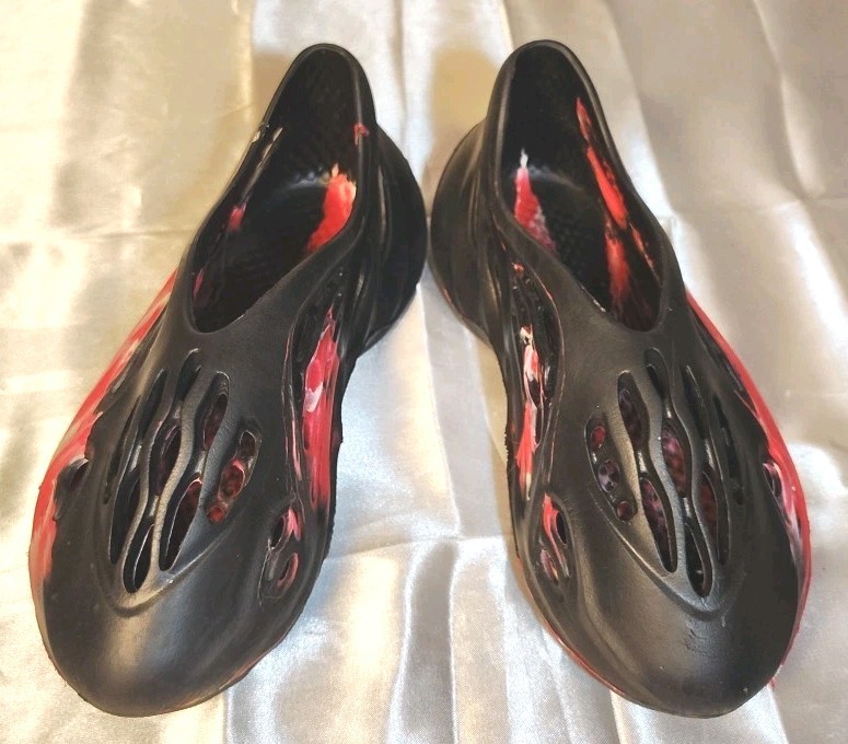 靴 adidas YZY FOAM RNR 28cm Adidas Yzy Foam Rnr - Onyx – The Supernuts