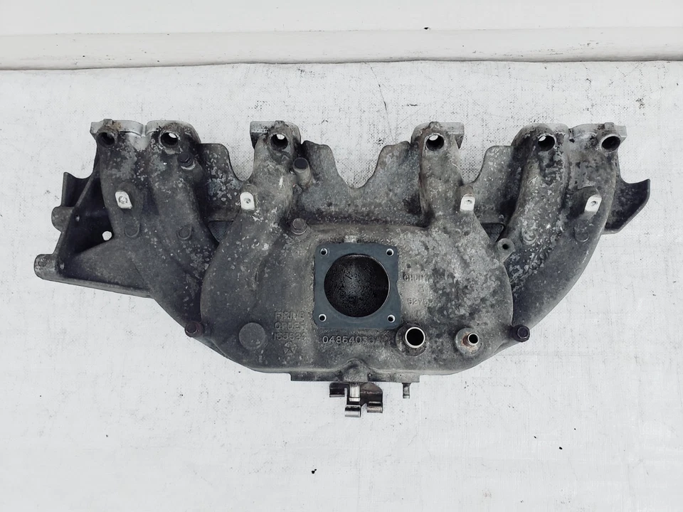 Coletor de admissão 2005-2006 Jeep Wrangler TJ 6 cilindros 4.0L 04854036AC - Imagem 2 de 4