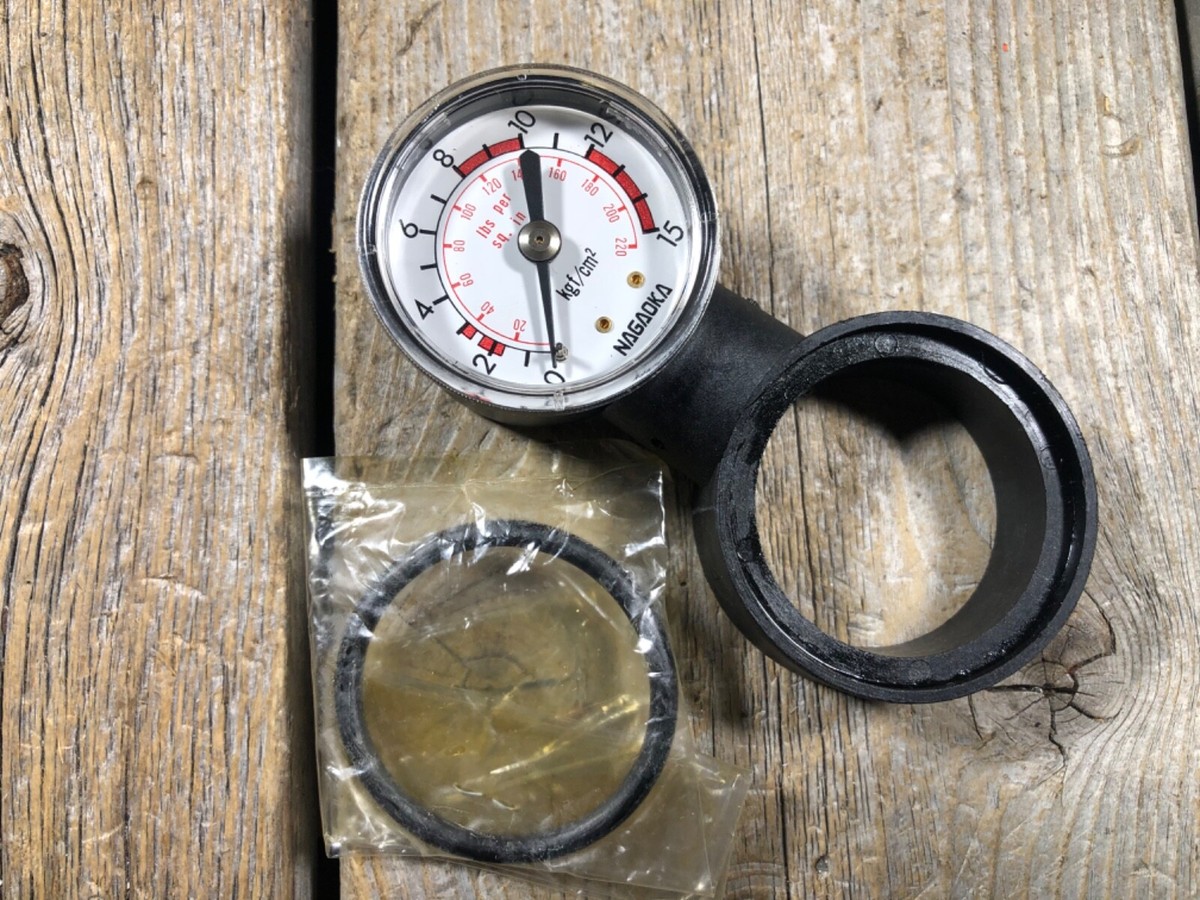 VINTAGE BIKE BICYCLE NAGAOKA JAPAN FLOOR PUMP PRESSURE METER GAUGE  MANOMETER NOS