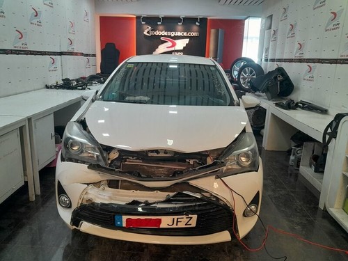 89650-0D332 Elektronikmodul für Toyota Yaris 1.5 Hybrid 2011 1077624 - Bild 13 von 16