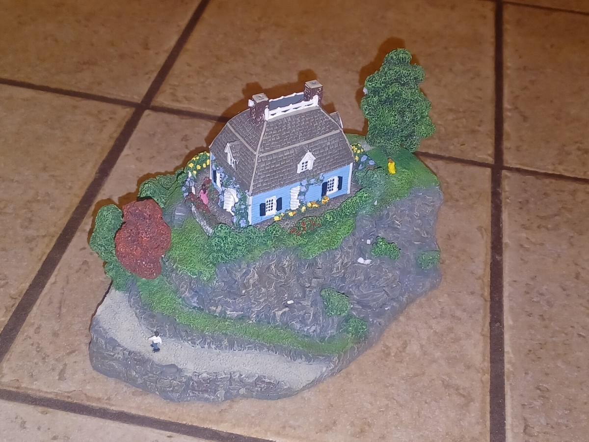 Danbury Mint Fishermans Cove Colin Gough Fishing Village Sculpture