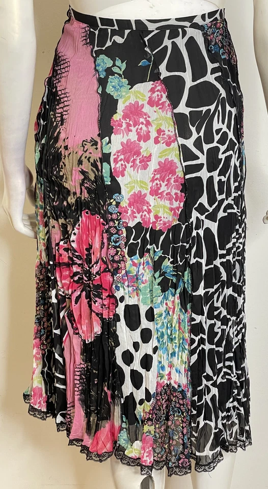 Falda Arrugada Geométrica Floral Rosa Negra Alberto Makali 4 Nueva Con Etiquetas Foto 2 de 4