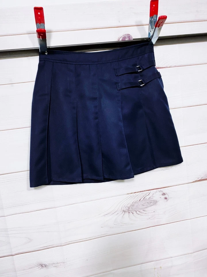 French Toast 女式短裙 16.5 码海军蓝打褶两片带短裤 — 第 2/4 张图片