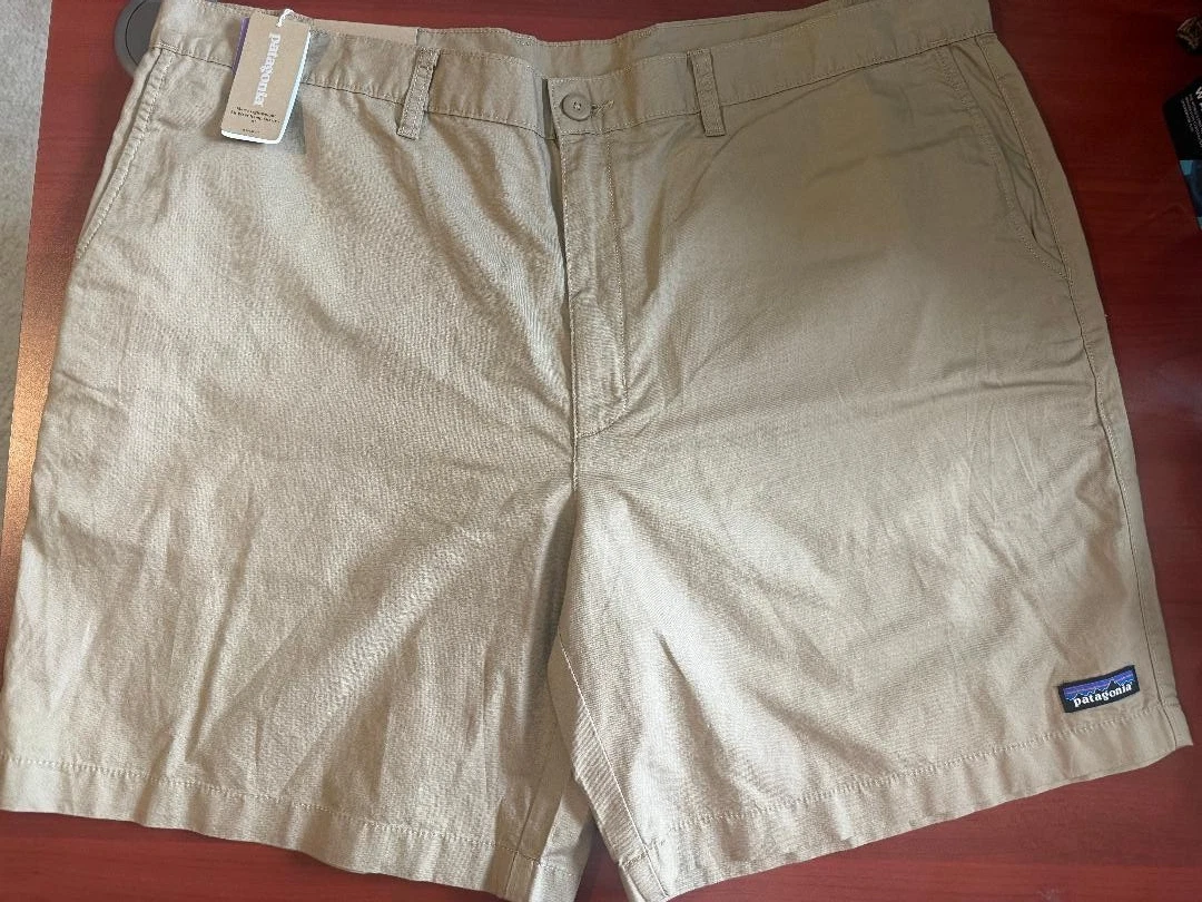 HUK NEXT LEVEL 7 Men's XL Khaki Fishing Cargo Shorts 7" inseam NWT