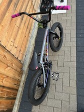 BMX Bike 18” GT Park Bike, Hardly used, Good Condition With Splatted White Paint