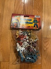 Vintage plastic Cowboys and Indians toy set, 40 pieces