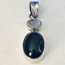 Sterling Silber Anhänger mit wunderschönen Onyx und Mondstein Edelsteinen