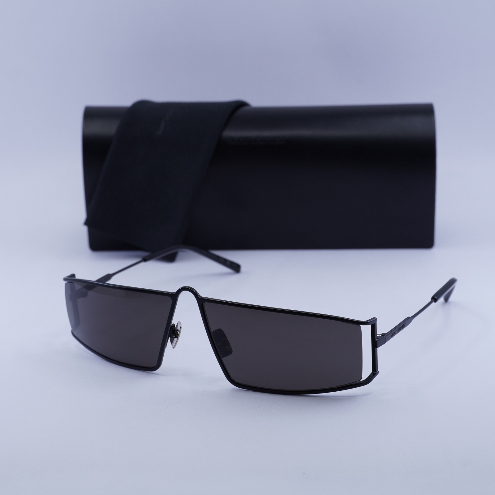 Occhiali da sole Saint Laurent SL606 001 nero nero 66 13 130 nuovi