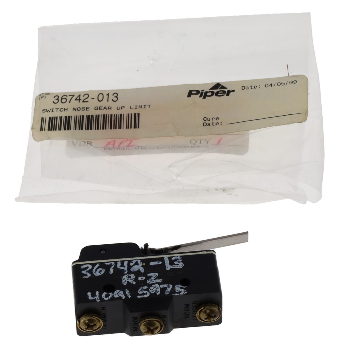 Piper PA34-220T, PA32R Nose Gear Up Limit Switch P/N 36742-013 
