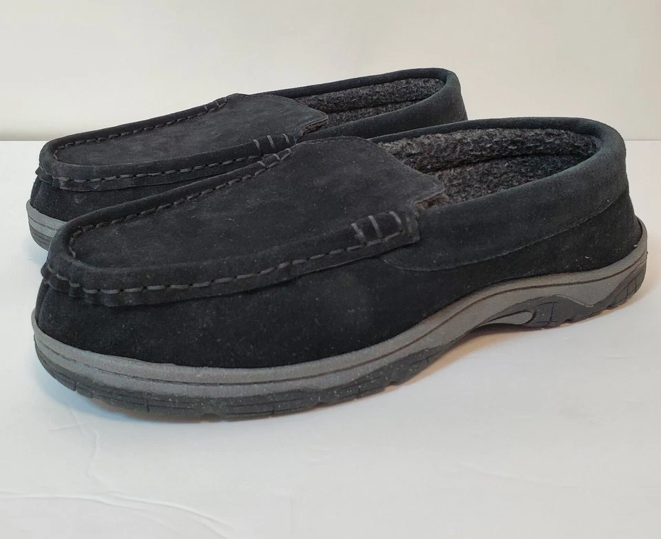 Zapatillas mocasín de gamuza negras para hombre CHAPS para interior/exterior talla L 9,5 a 10,5 Foto 2 de 4