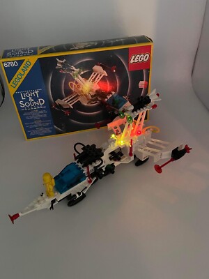 LEGO 6780 Legoland Light & Sound 6780 XT-Starship Box Complete