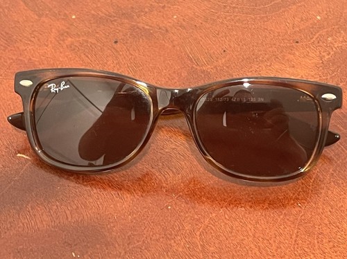 Ray-Ban RJ9052S quadratische, havanna/dunkelbraune, 47 mm Kindersonnenbrille ohne Etui - Bild 21 von 24