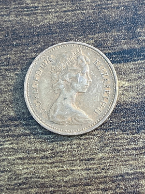 1976 UK United Kingdom Great Britain One 1 New Penny Actual Coin TB227*