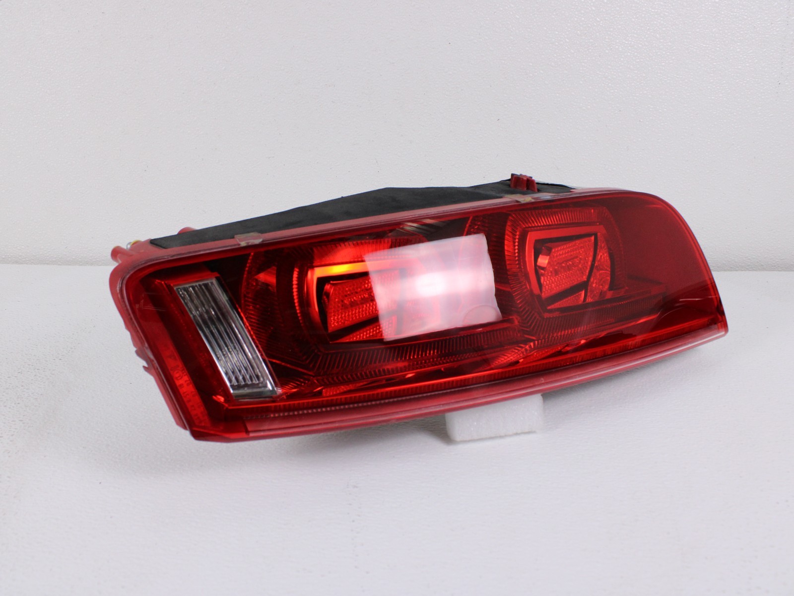 NICE! 2008 2009 2010 2011 2012 2013 AUDI R8 LEFT LH DRIVER LED TAILLIGHT OEM