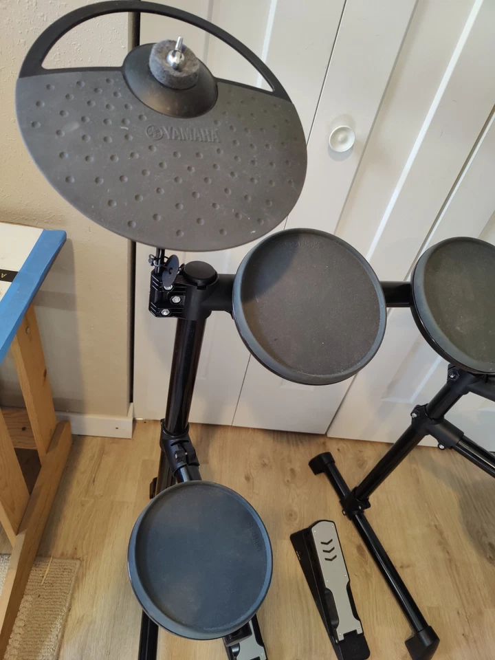 Juego de batería incompleto Yamaha DTX430K (leer descripción) Foto 3 de 3