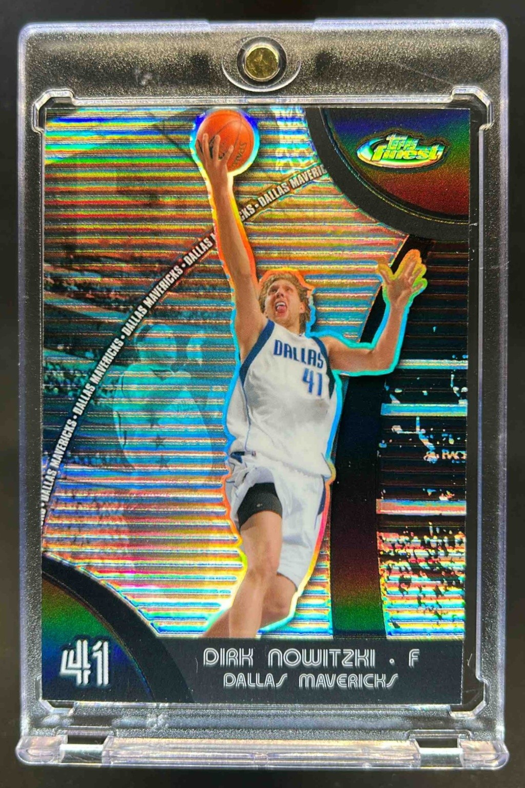 2007-08 Finest Dirk Nowitzki Refractor Black #/75 Mavericks