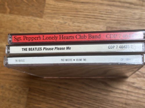 BEATLES CD’s 3 - St. Peppers Lonely Hearts,Please Please Me,Past Masters Vol.2 - Picture 2 of 17