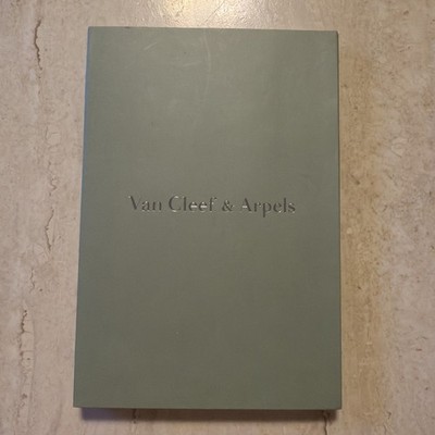 VCA Van Cleef And Arpels Paper Booklet Care Advice Services Sleeve book envelope