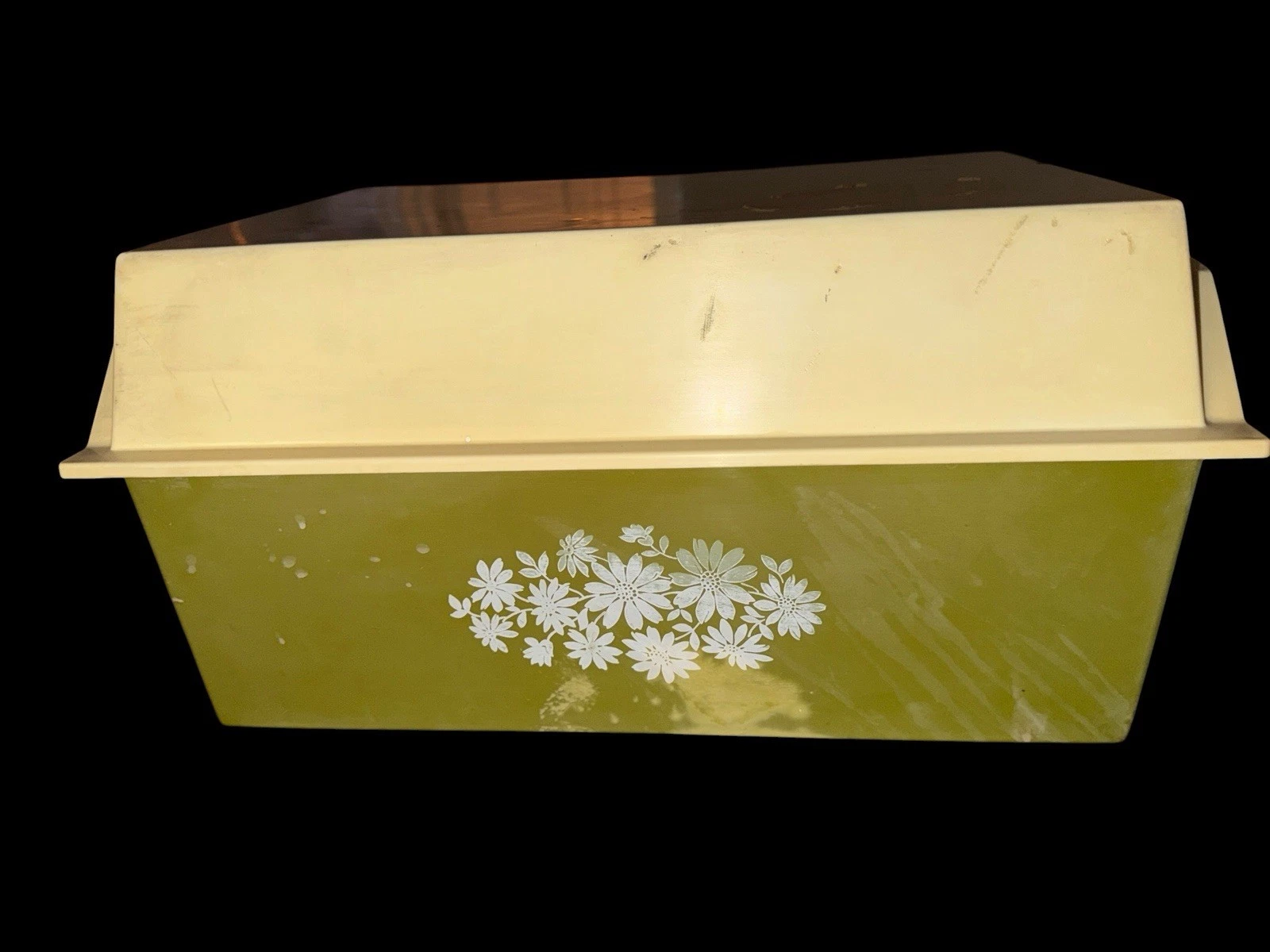 Vintage 1970s Avocado Green Bread Box White Daisy Floral Kitchen Retro Plastic