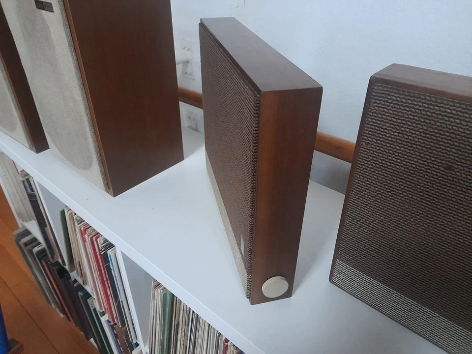 CASSE ACUSTICHE JENSEN  X-20 SLIM COMPACT A DUE VIE MADE  IN USA WALNUTS COLOR - Immagine 3 di 4