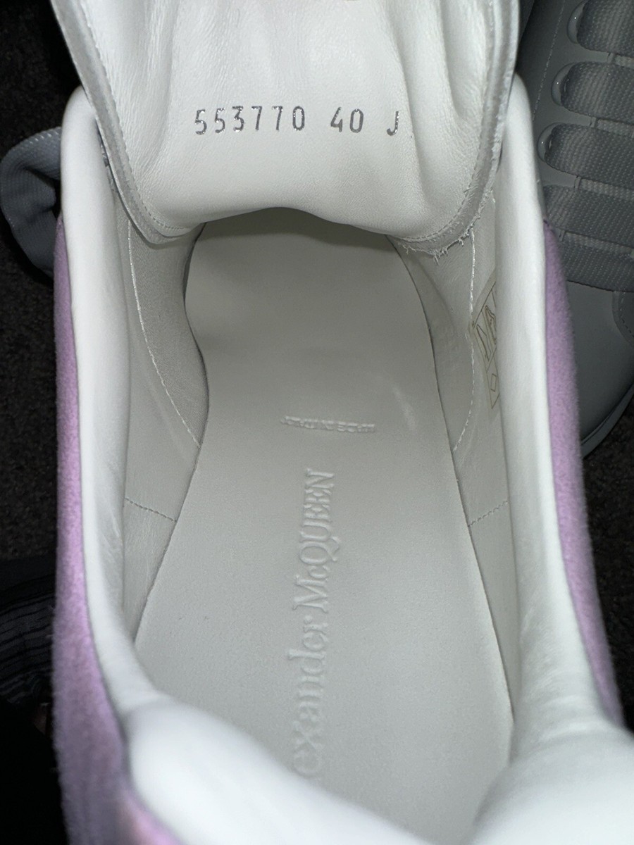 【送料&関税込】Alexander McQueen Lilac And White Tread Slic Alexander McQueen Lilac And White Tread Slick Laced Shoes