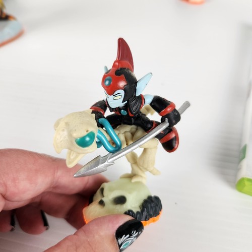Skylanders Giants Starter Pack Xbox 360 Video Game + Portal + 5x Figures 🦊 - Picture 12 of 14