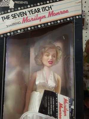 marilyn monroe 7 year itch doll