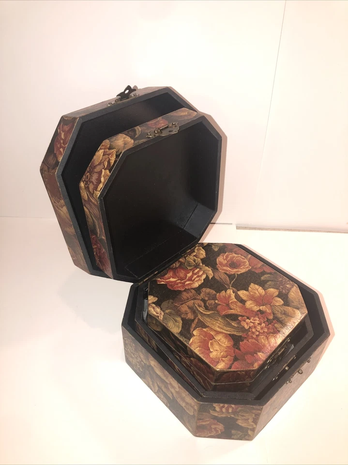 Three Wood Nesting Boxes - Image 4 of 4