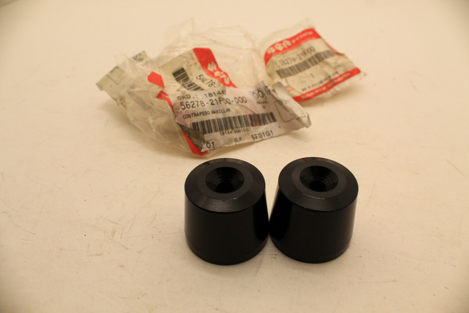 Embout de guidon Suzuki UC 150 pour supprimer les vibrations et réparer le guidon
