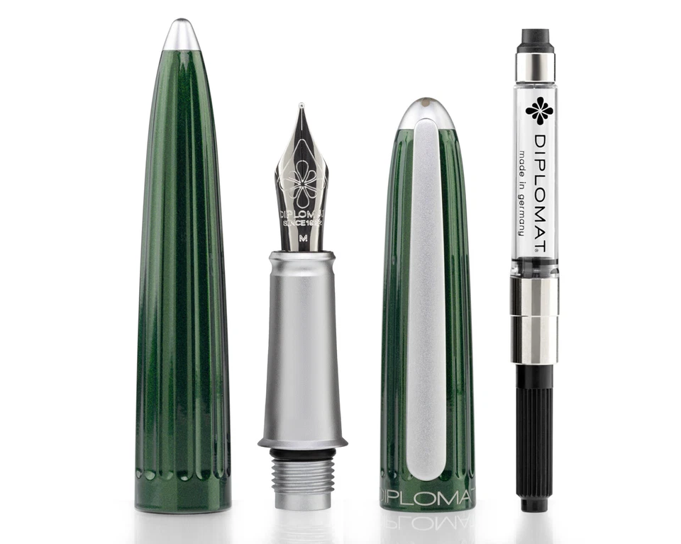 Füllhalter Diplomat Aero Evergreen mit Schreibtinte und Stiftetui aus Wenge-Holz - Bild 2 von 4