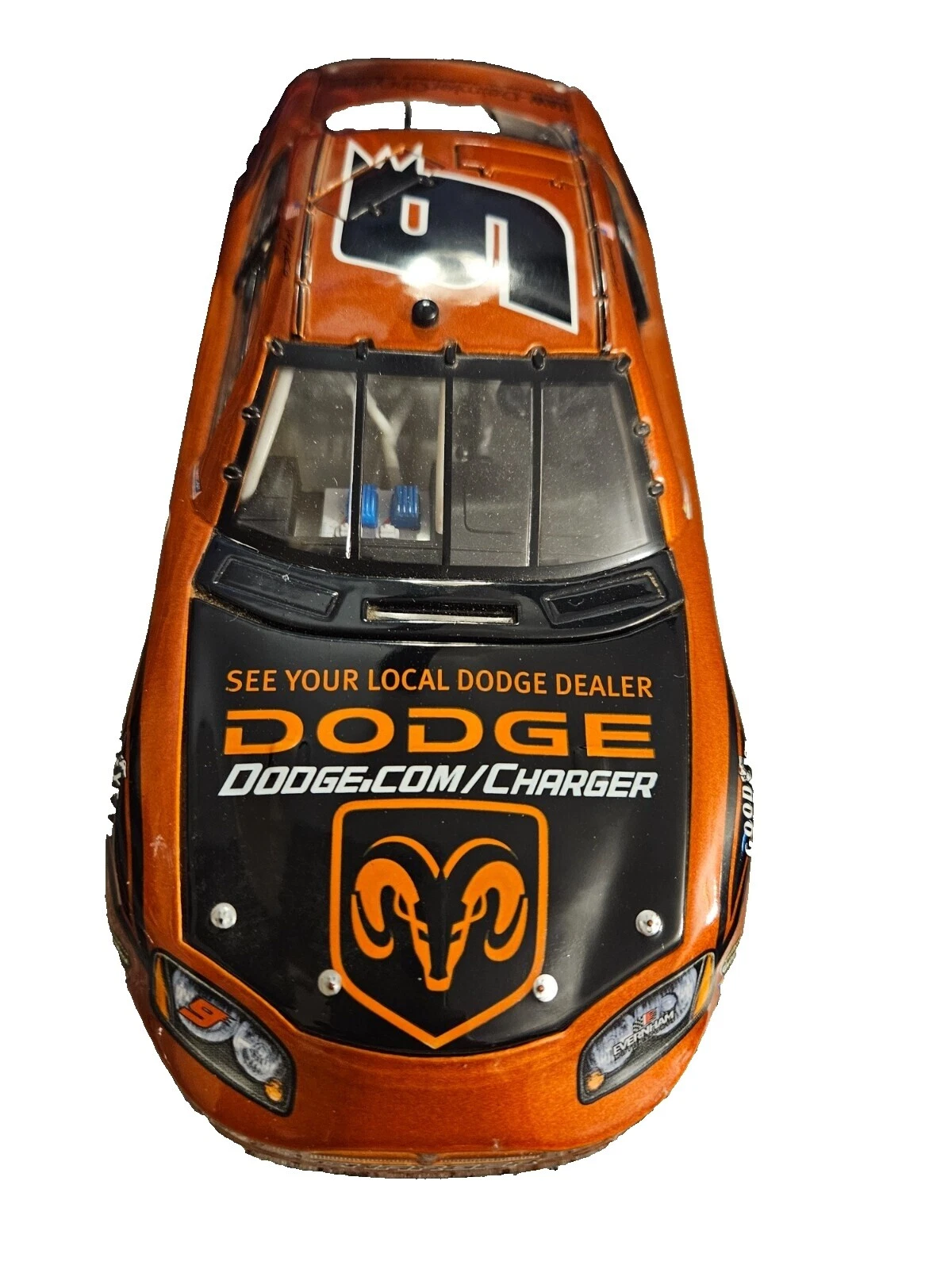 Dodge Diecast Sport & Touring Cars 1:24 2005 Vehicle Year