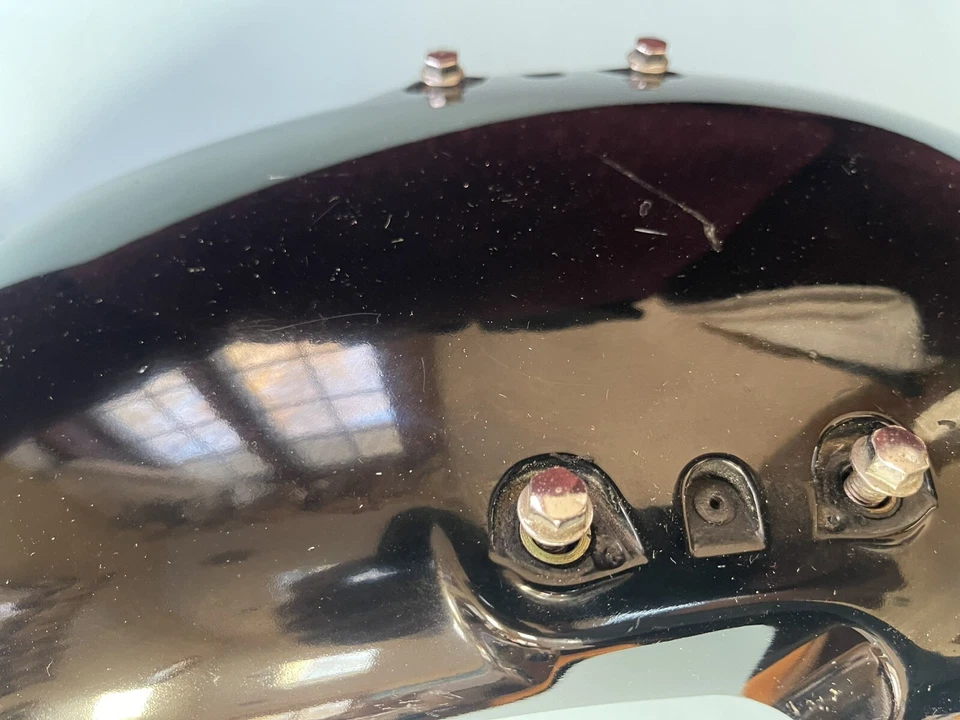 Guardabarros delantero contra salpicaduras OEM Yamaha FZR1000 EXUP 1989-1990 Foto 4 de 4